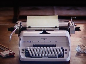 "Ausência | Presença". 2011-2012. Fonte: http://andrarari.see.me/self2012