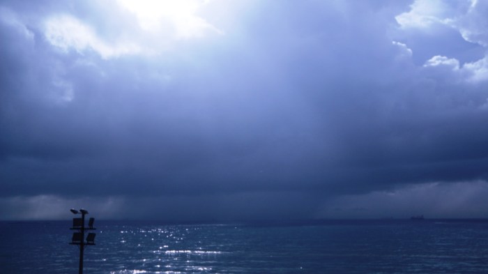 Imagem de capa. Paisagem horizonte mar.