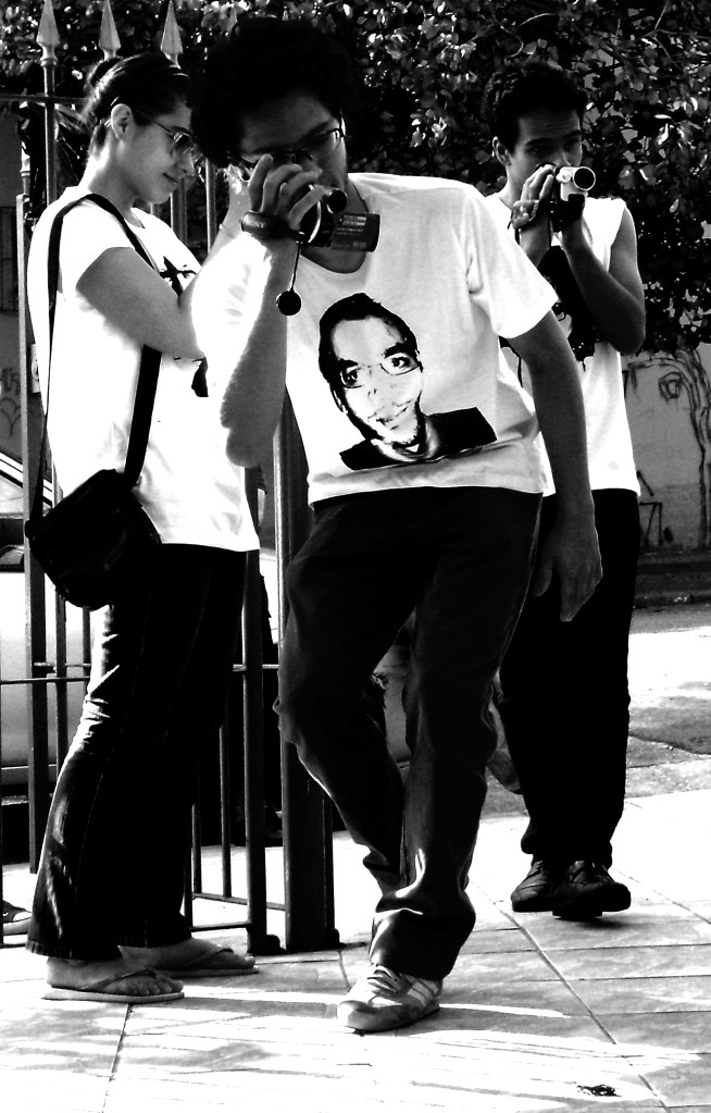 Ação realizada no Beco da Arte, SP, Dez. de 2009