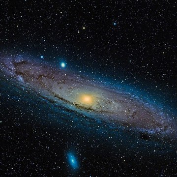 Resenha. Galáxia de Andrômeda. Becky Chambers. Longa viagem.