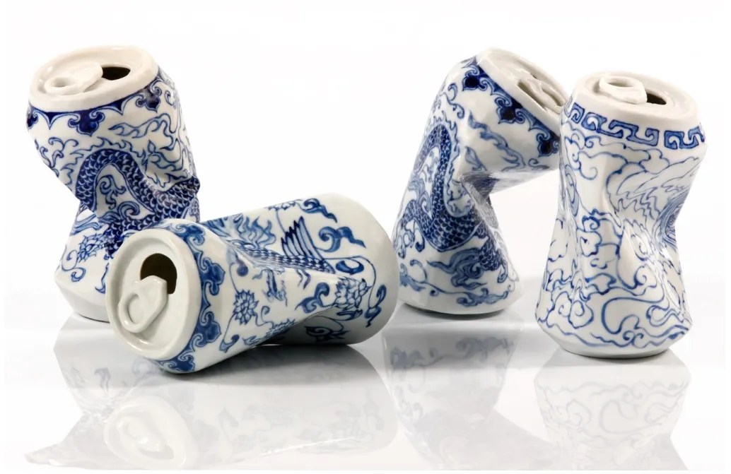 Lei Xue, Drinking Tea, 2014. Hand painted porcelain
